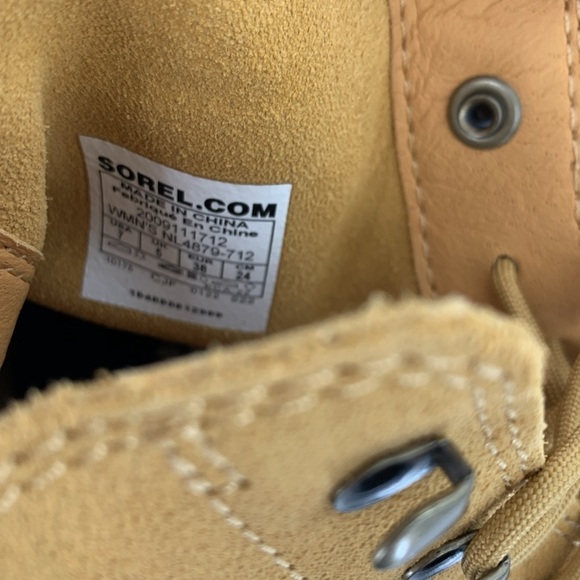 Sorel Hi-line lug boots suede leather waterproof chunky shoe winter tan new 7 - Picture 7 of 7